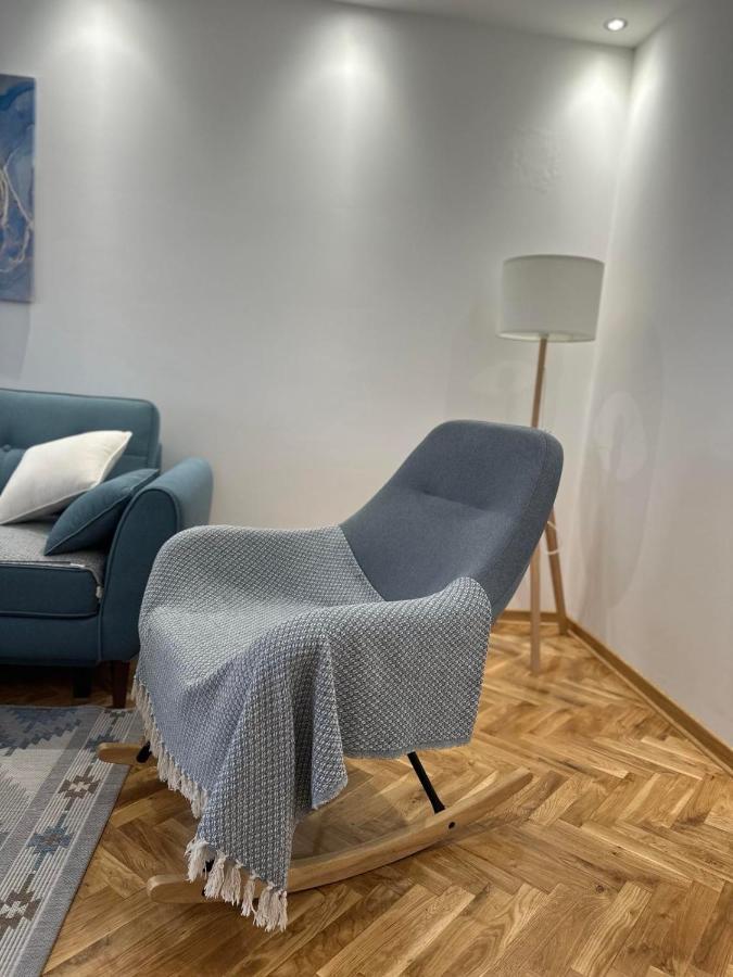 Apartman 8 Vrdnik Esterno foto